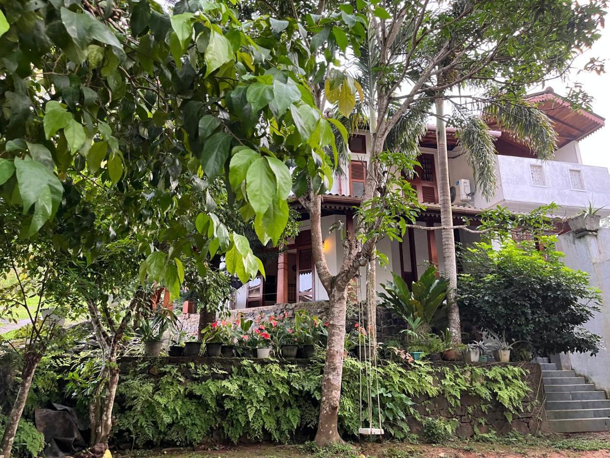 Villa Dinoos- Weligama Esterno foto
