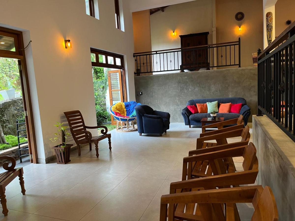 Villa Dinoos- Weligama Esterno foto
