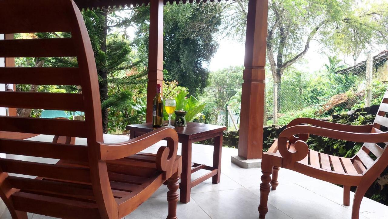 Villa Dinoos- Weligama Esterno foto